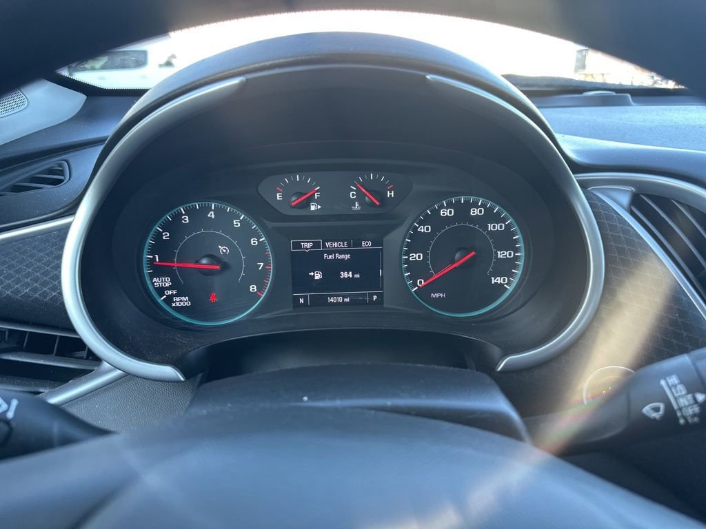 Used 2025 Chevrolet Malibu LS image 12