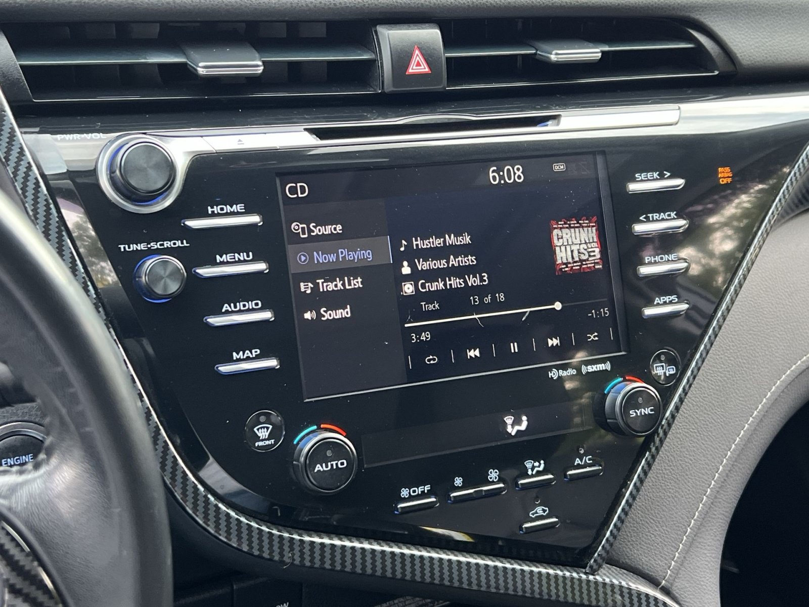 Used 2019 Toyota Camry SE w/ Audio Package FWD image 23