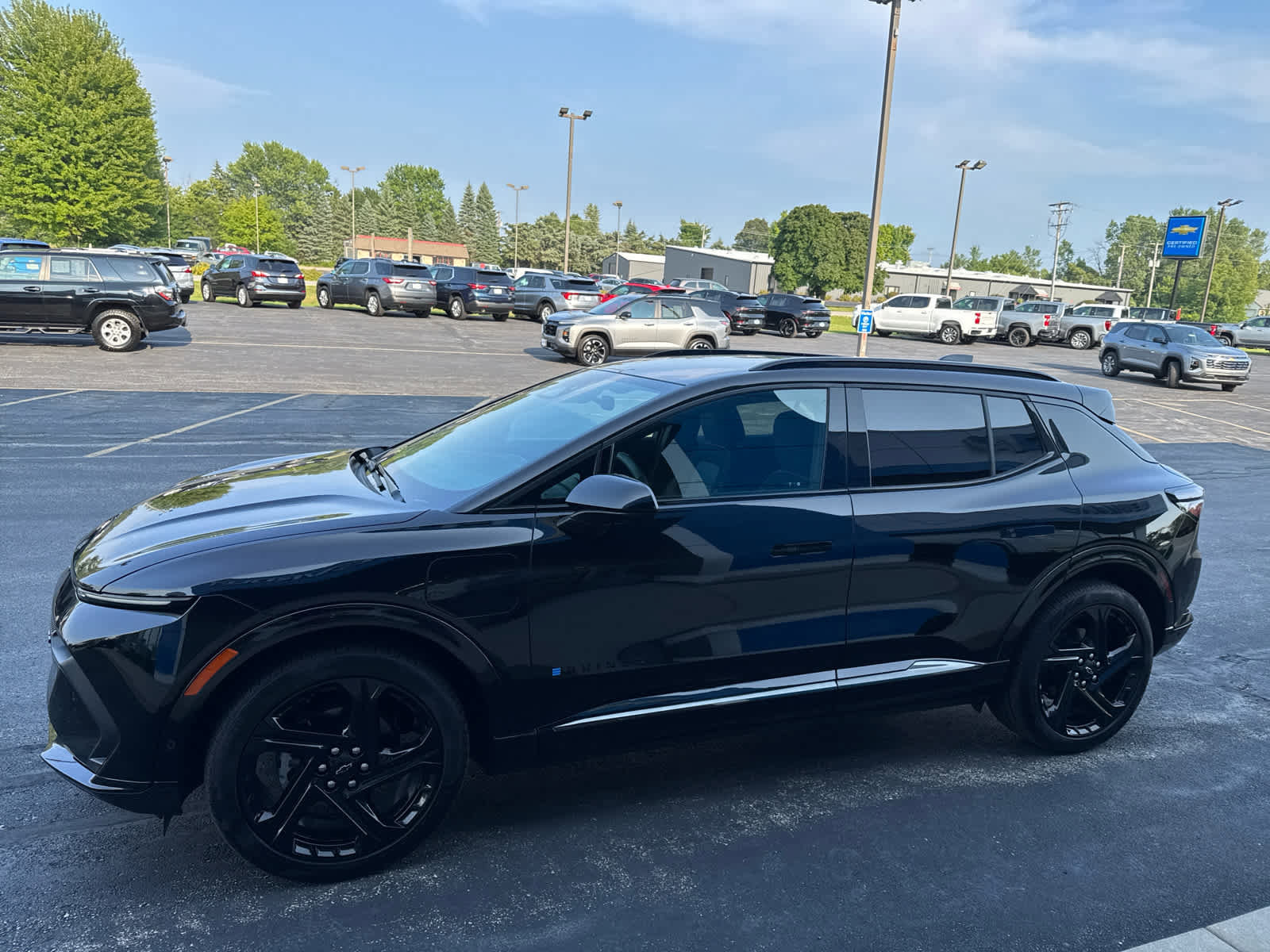 Used 2024 Chevrolet Equinox EV RS image 10