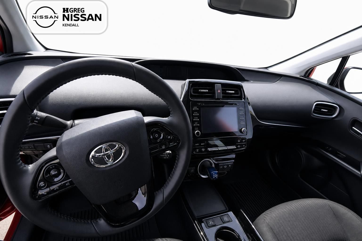 Used 2022 Toyota Prius Prime LE FWD image 8