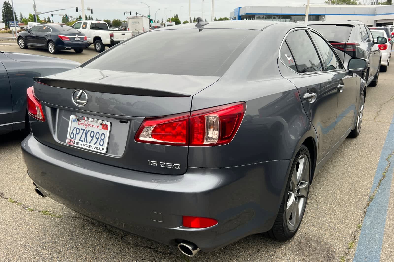 Used 2012 Lexus IS 250 w/ Premium Pkg Value Edition RWD image 4