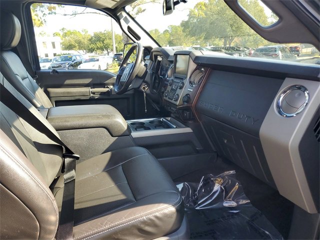 Used 2016 Ford F250 Lariat w/ Chrome Package image 31