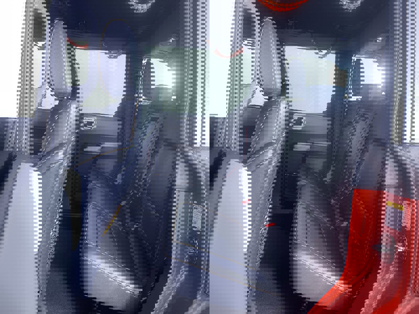 Used 2023 Ford Bronco Badlands image 23