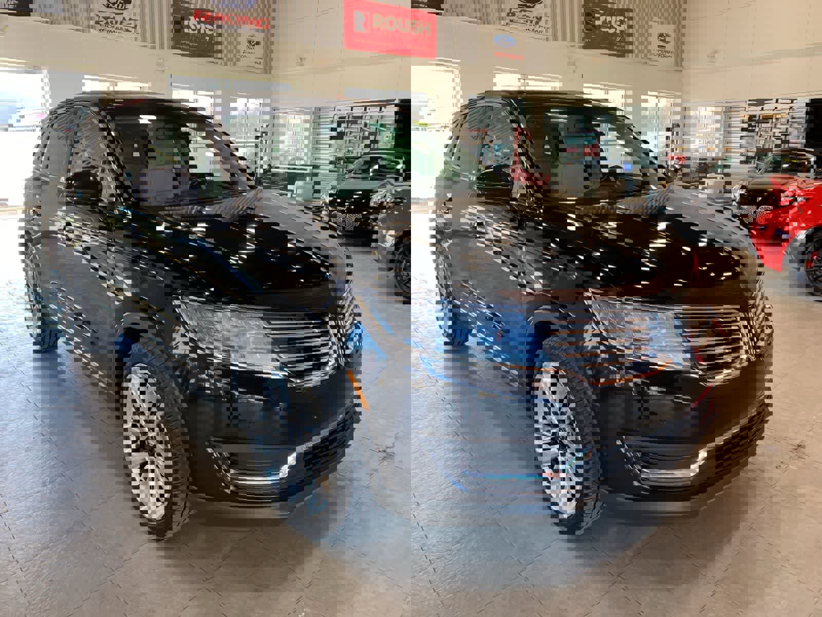 Used 2017 Lincoln MKX Black Label w/ Driver Assistance Package image 7