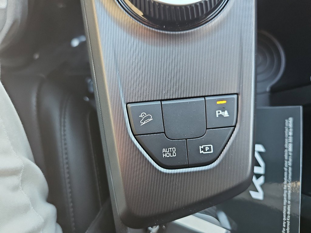 New 2026 Kia Sportage EX image 21