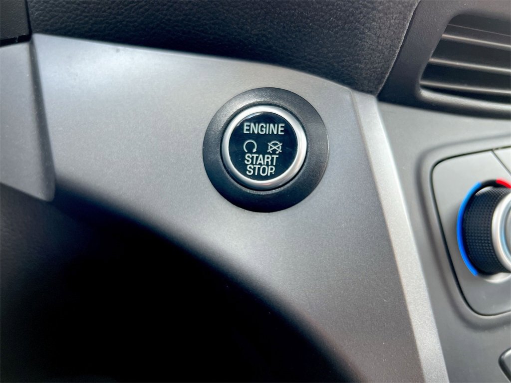 Used 2019 Ford Escape SEL image 15