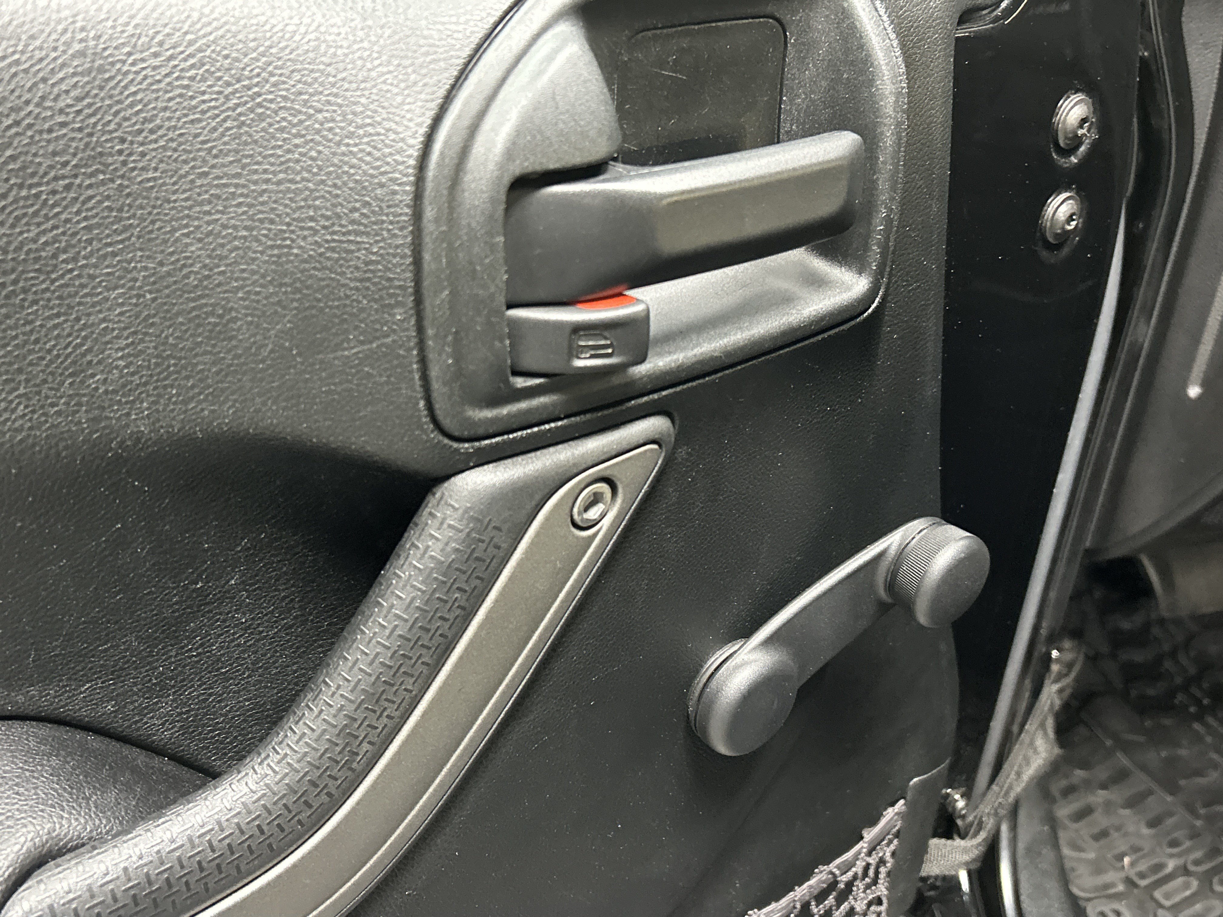 Used 2017 Jeep Wrangler Unlimited Sport w/ Connectivity Group AWD/4WD image 15