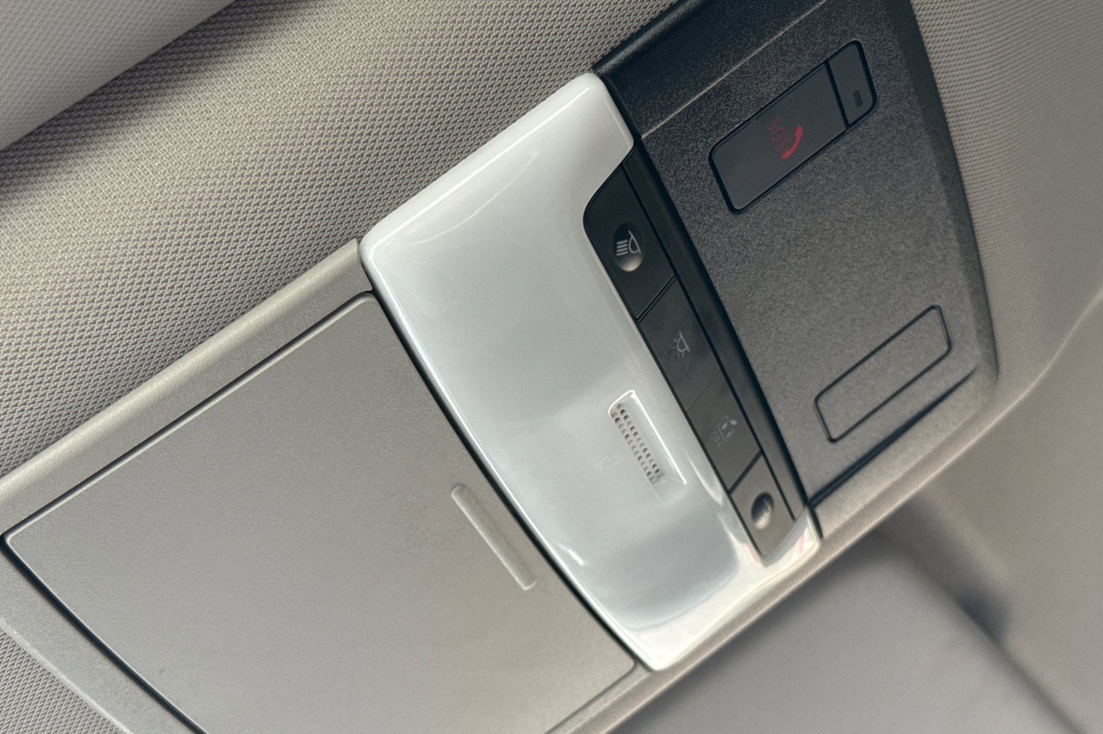 Used 2024 Nissan Rogue SV image 24