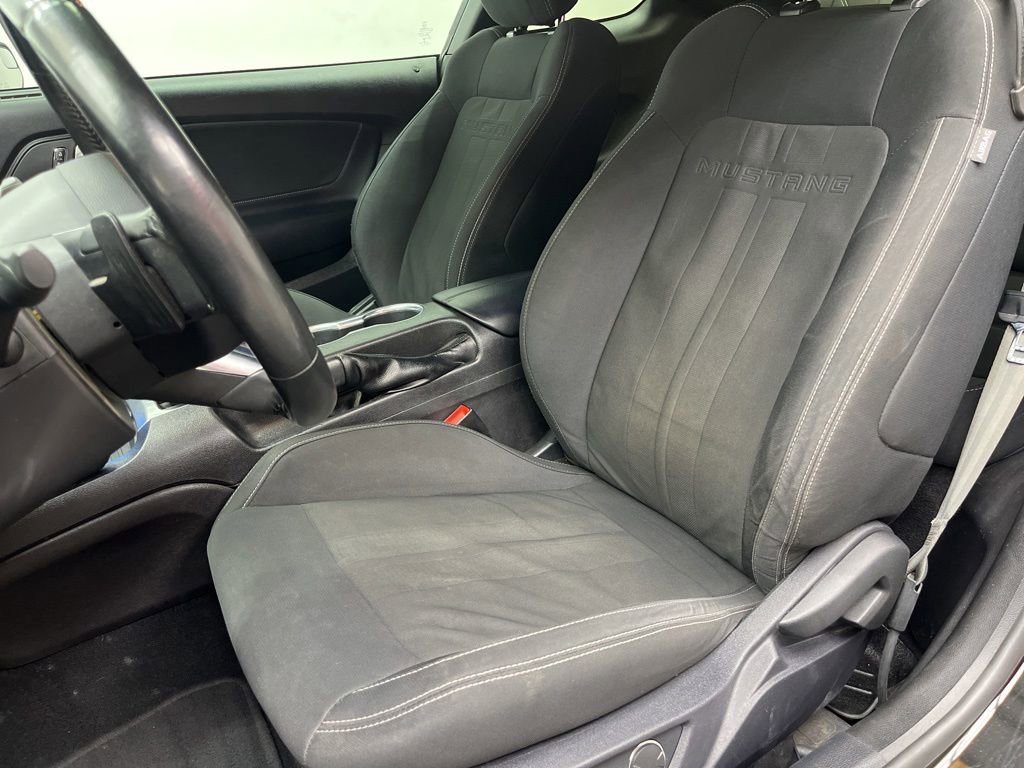 Used 2019 Ford Mustang GT RWD image 10