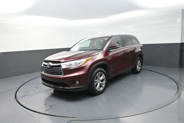 Used 2015 Toyota Highlander XLE image 33