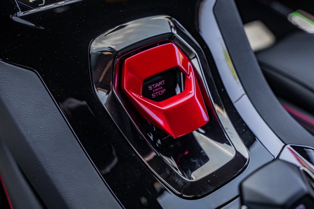 Used 2024 Lamborghini Huracan EVO AWD/4WD image 30