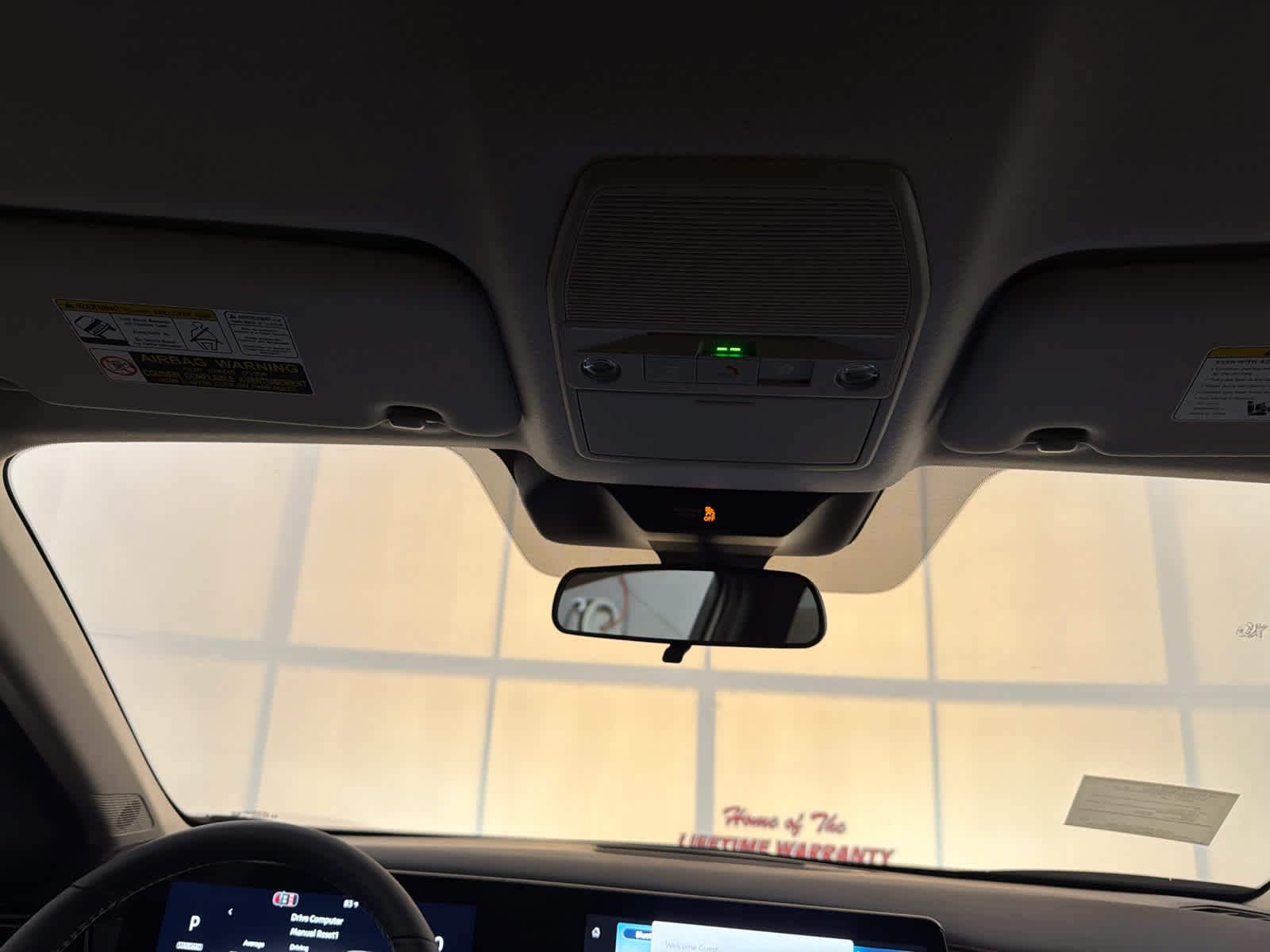 New 2026 Nissan Kicks SR FWD image 20