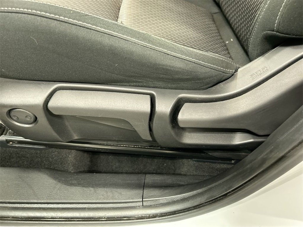 Used 2022 Mitsubishi Outlander ES image 10