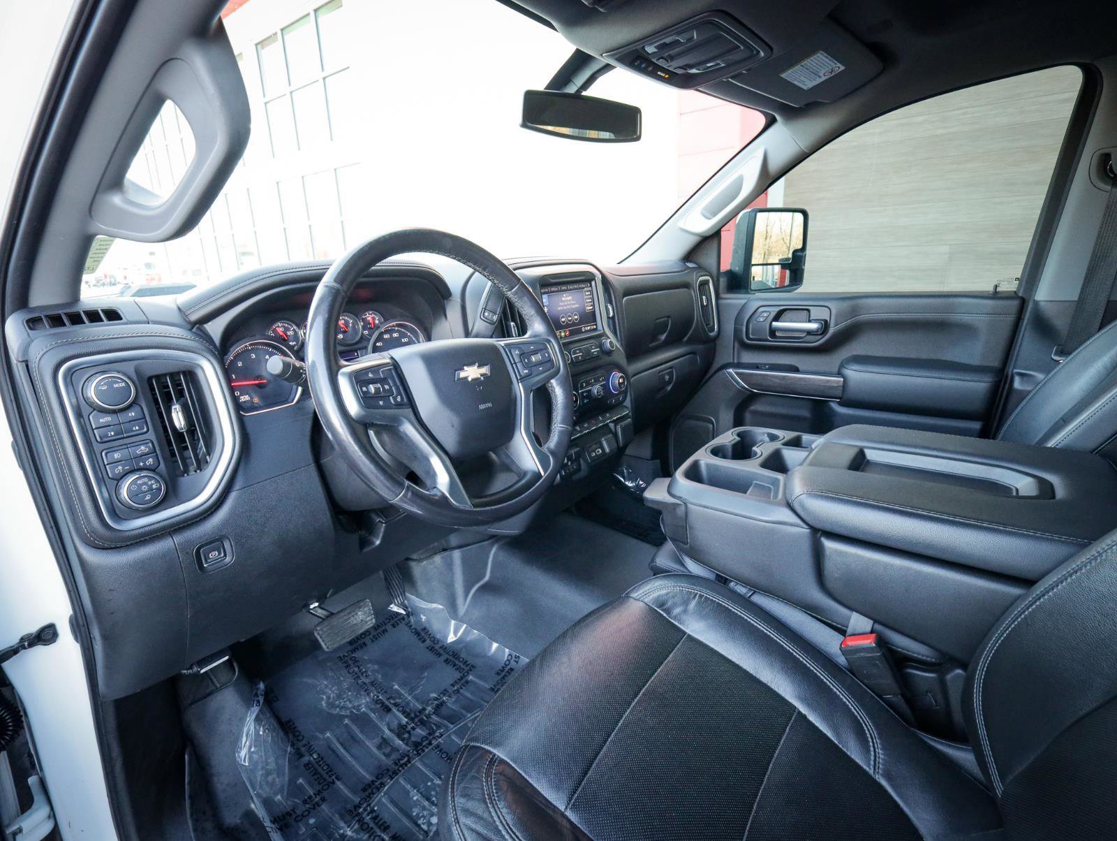 Used 2020 Chevrolet Silverado 3500 LTZ image 13