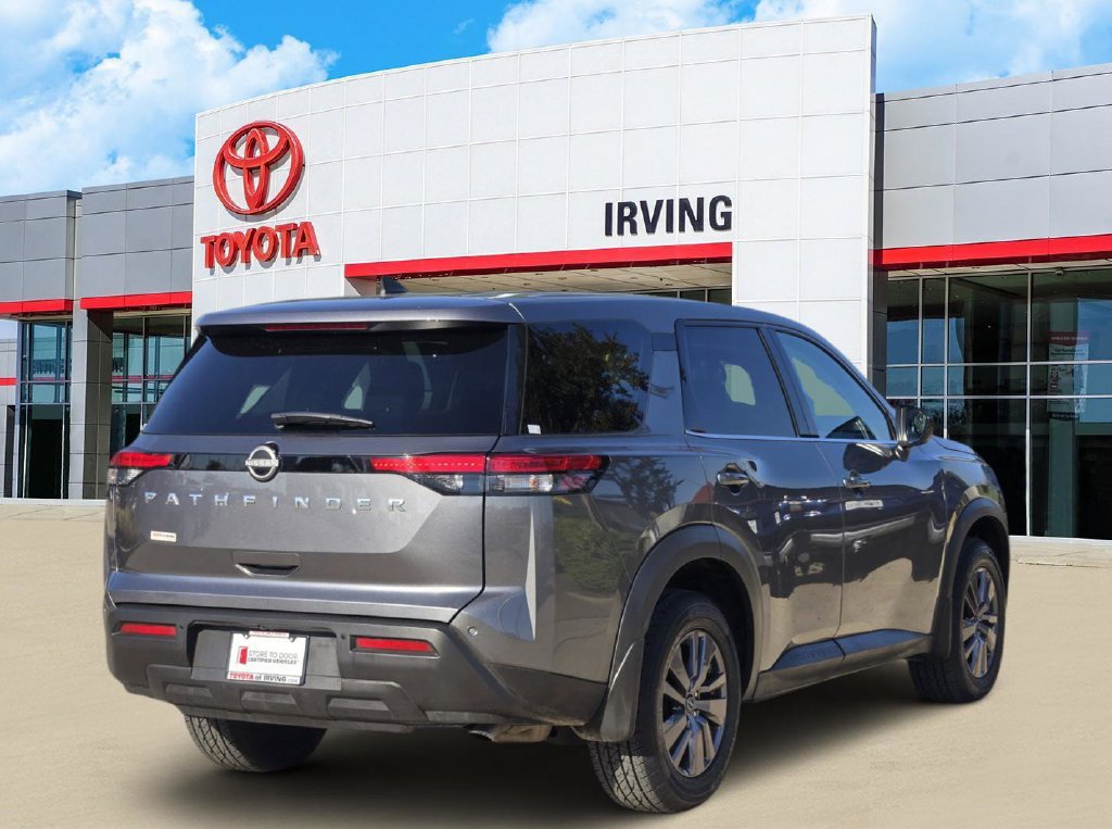 Used 2023 Nissan Pathfinder S FWD image 4