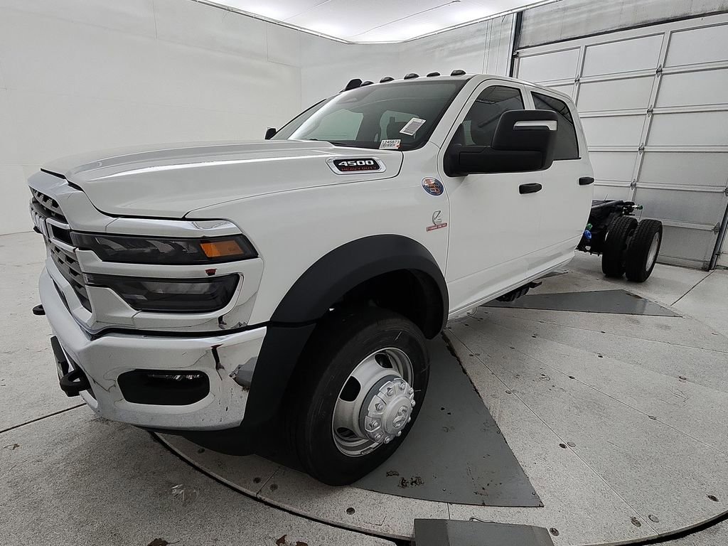 New 2026 RAM 4500 Tradesman AWD/4WD image 4