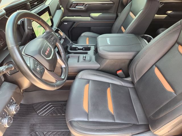 Used 2025 GMC Sierra 2500 AT4 w/ AT4 Premium Plus Package AWD/4WD image 13