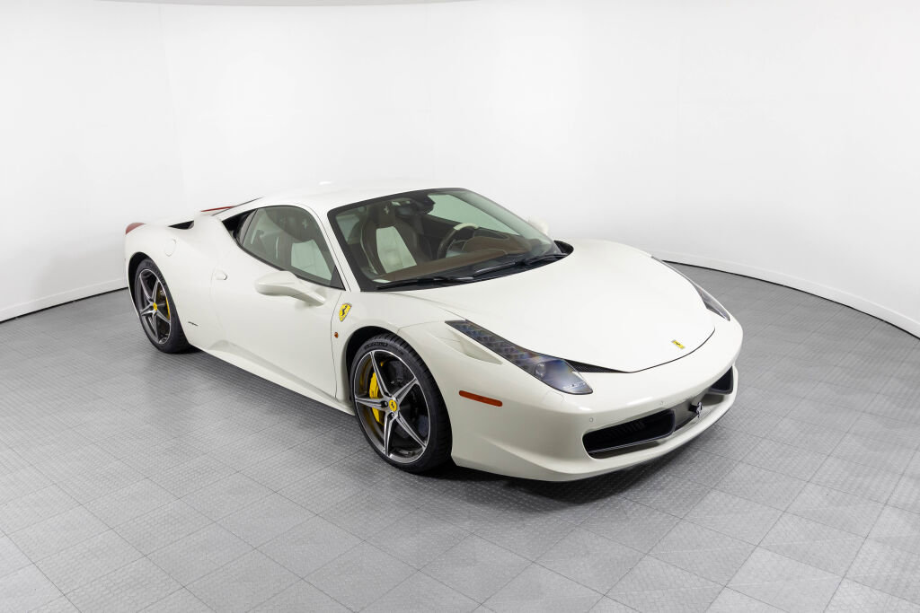Certified 2014 Ferrari 458 Italia Coupe image 18