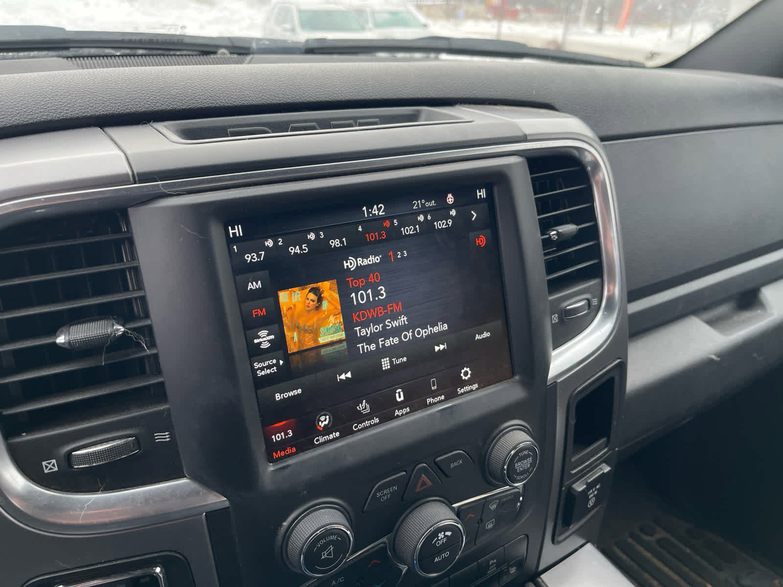 Used 2021 RAM 1500 Classic Warlock w/ Luxury Group image 8