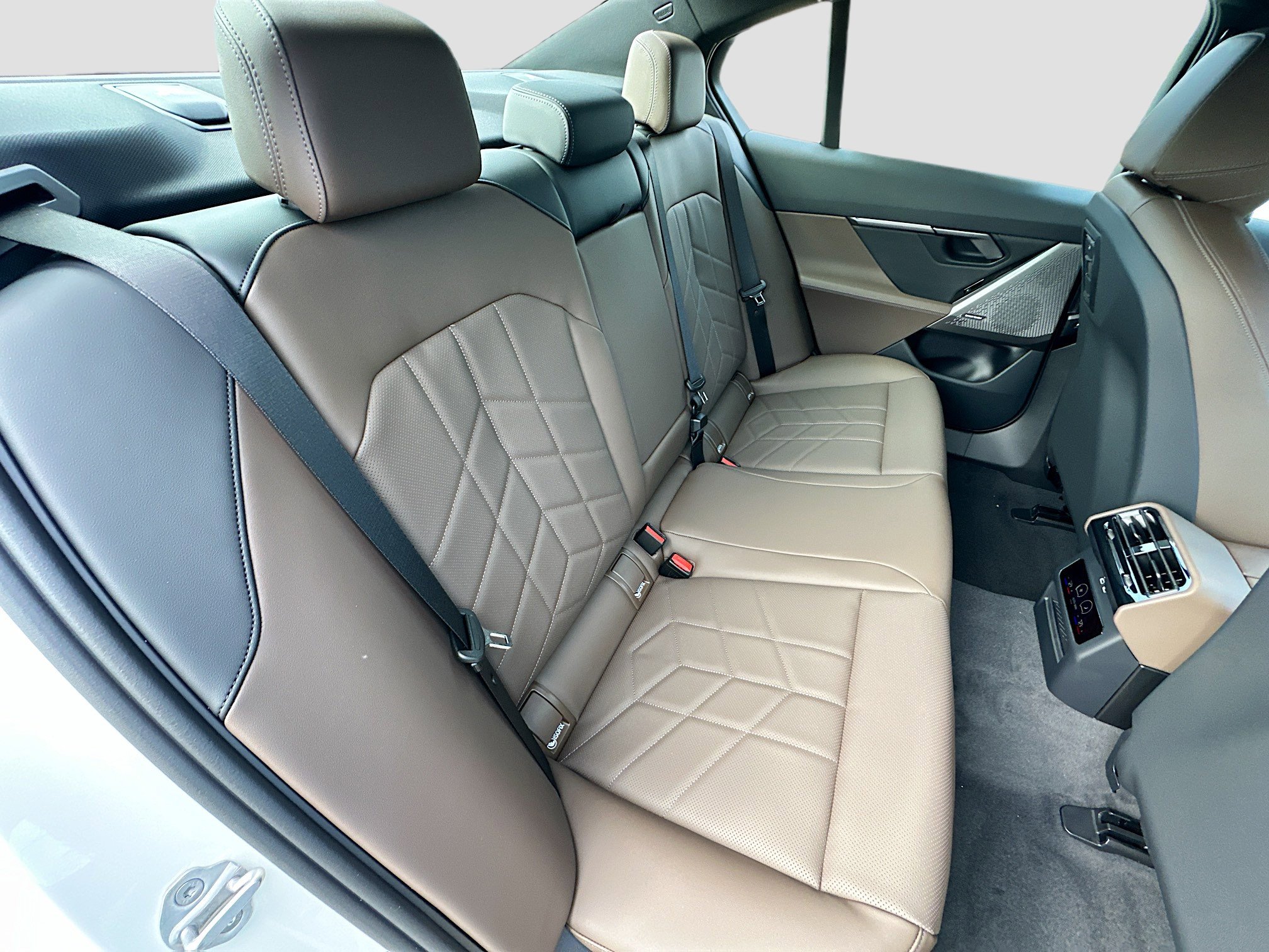 New 2026 BMW 530i 530i w/ Premium Package image 22