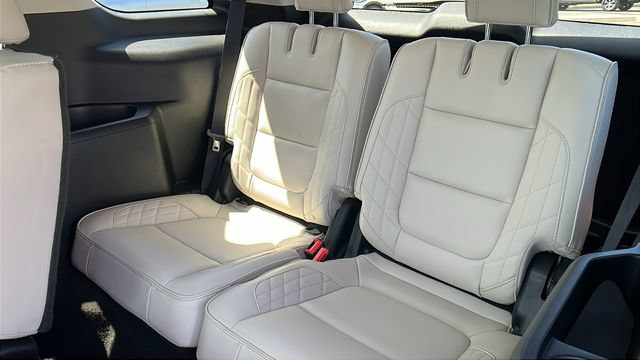 Used 2017 Ford Explorer Platinum AWD/4WD image 19