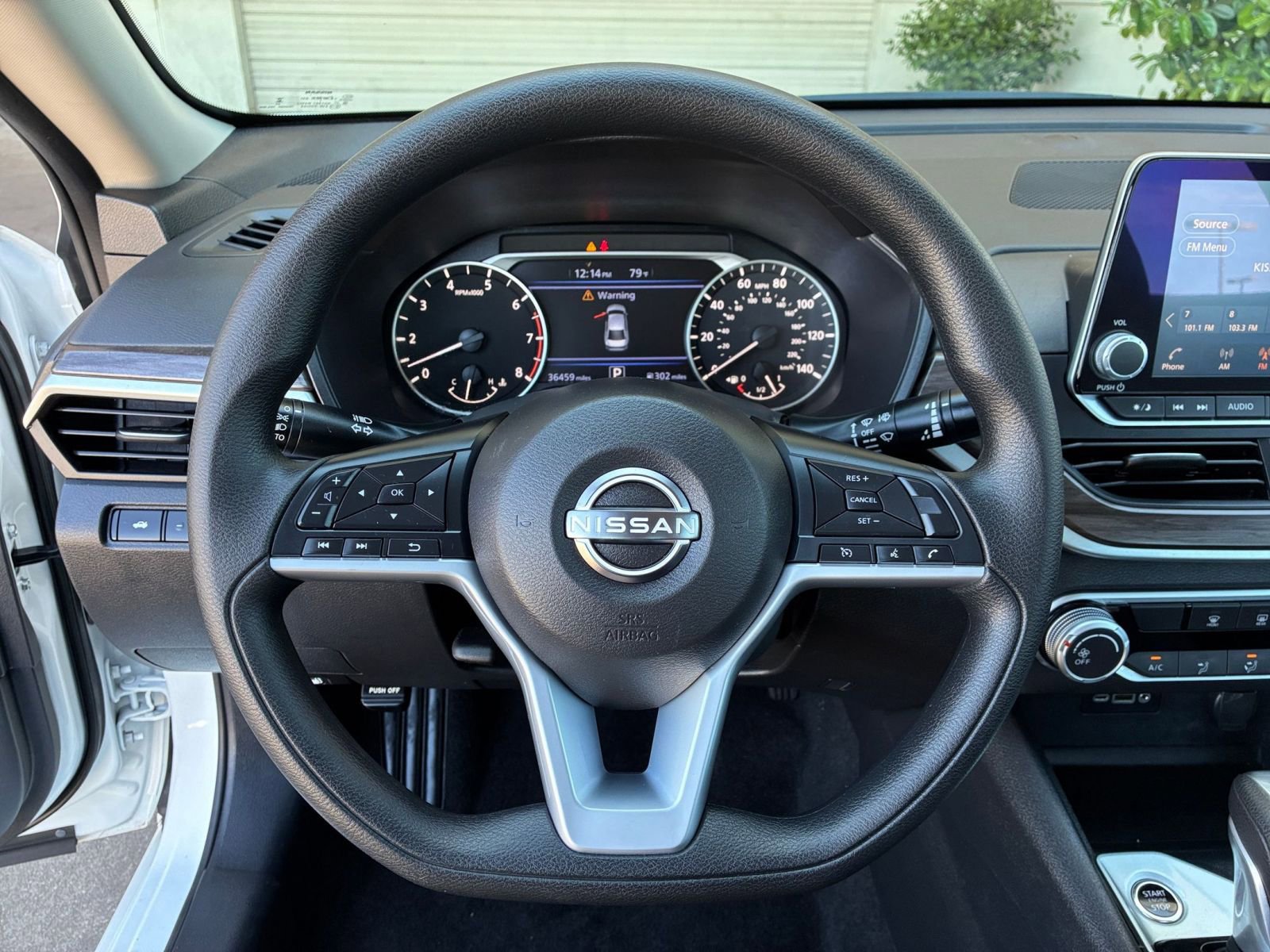 Used 2025 Nissan Altima 2.5 SV FWD image 29