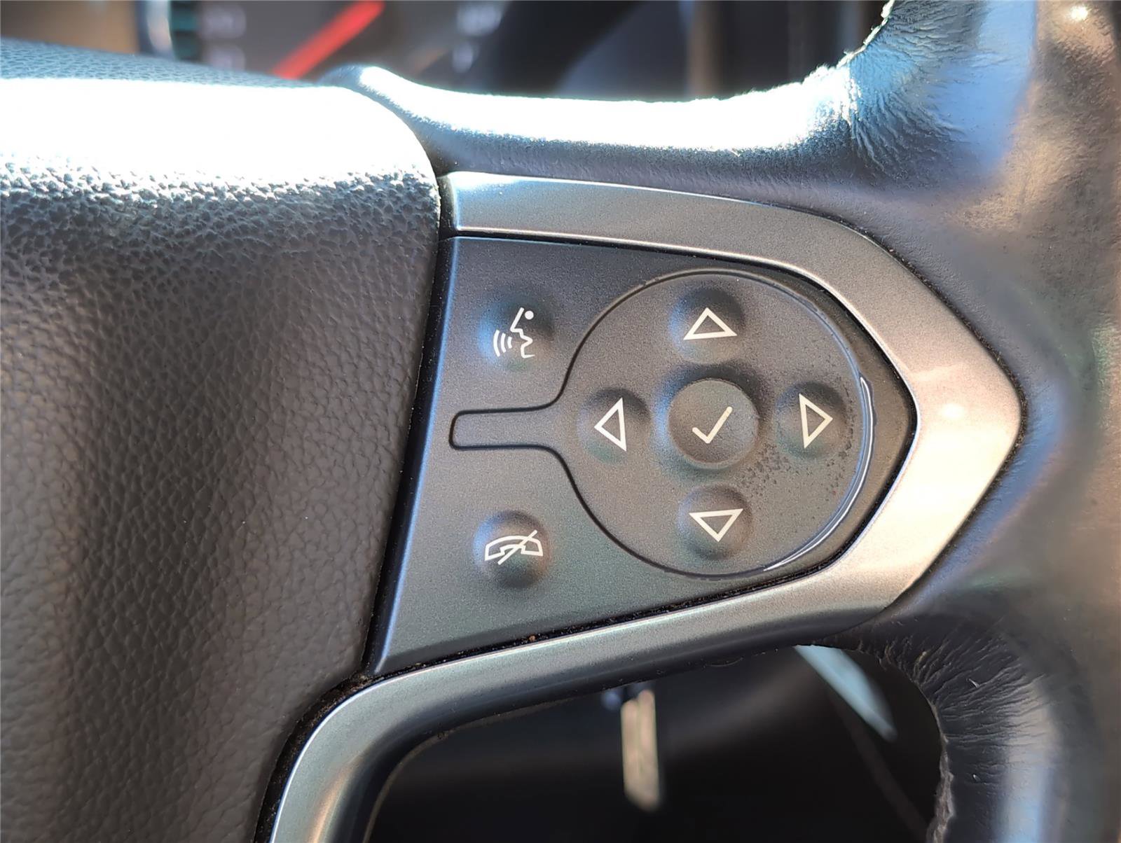 Used 2017 Chevrolet Silverado 2500 LTZ w/ Vortec Plus Package image 20