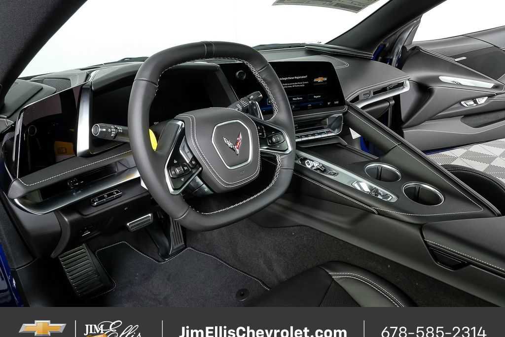 New 2026 Chevrolet Corvette Stingray Convertible w/ 1LT image 4