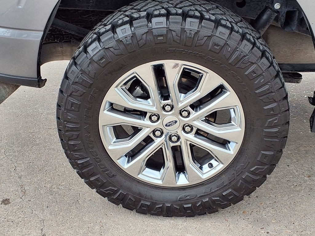 Used 2025 Ford F150 Lariat w/ Equipment Group 501A Mid AWD/4WD image 10