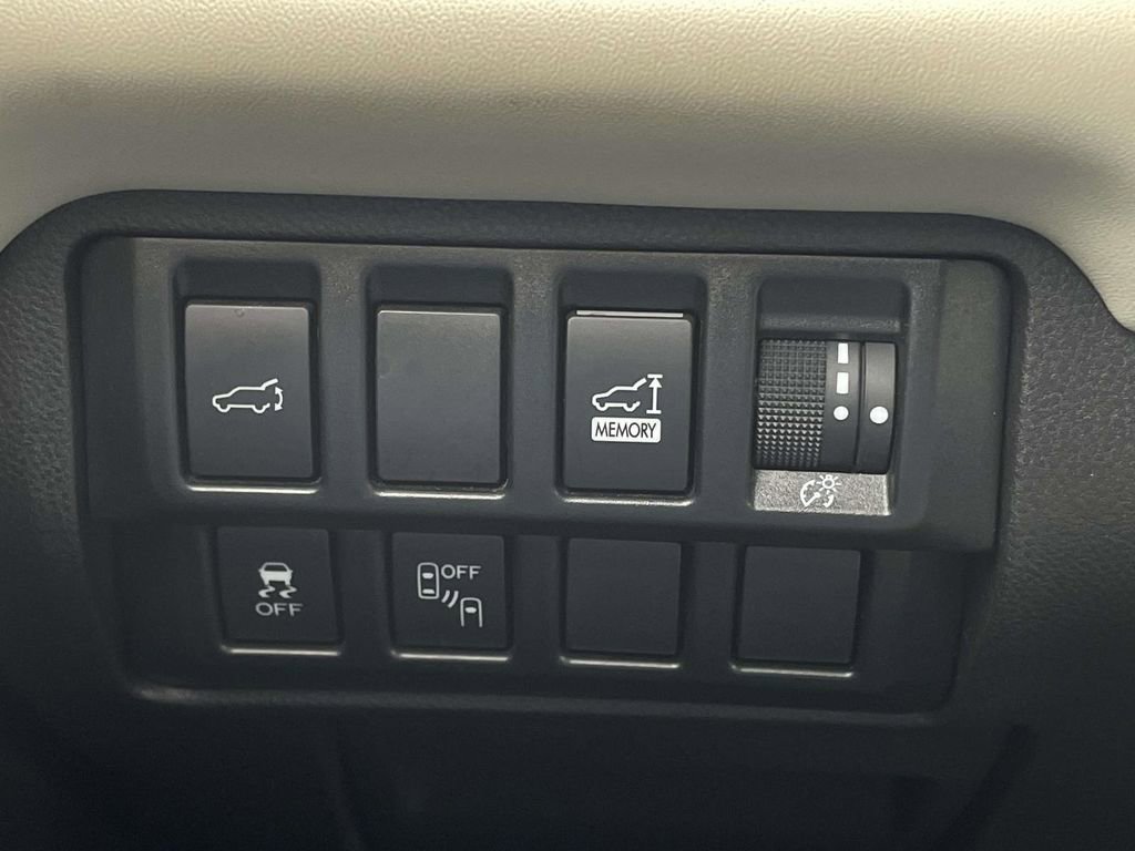 Used 2019 Subaru Ascent Limited image 12