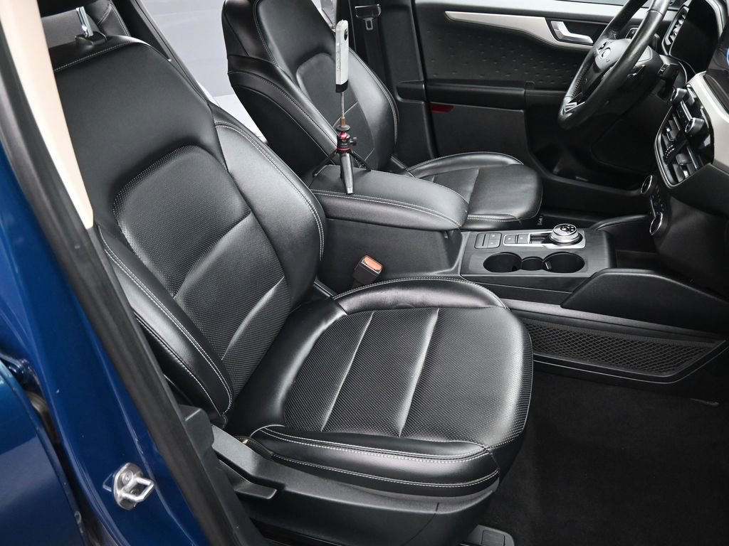 Certified 2020 Ford Escape SEL image 6