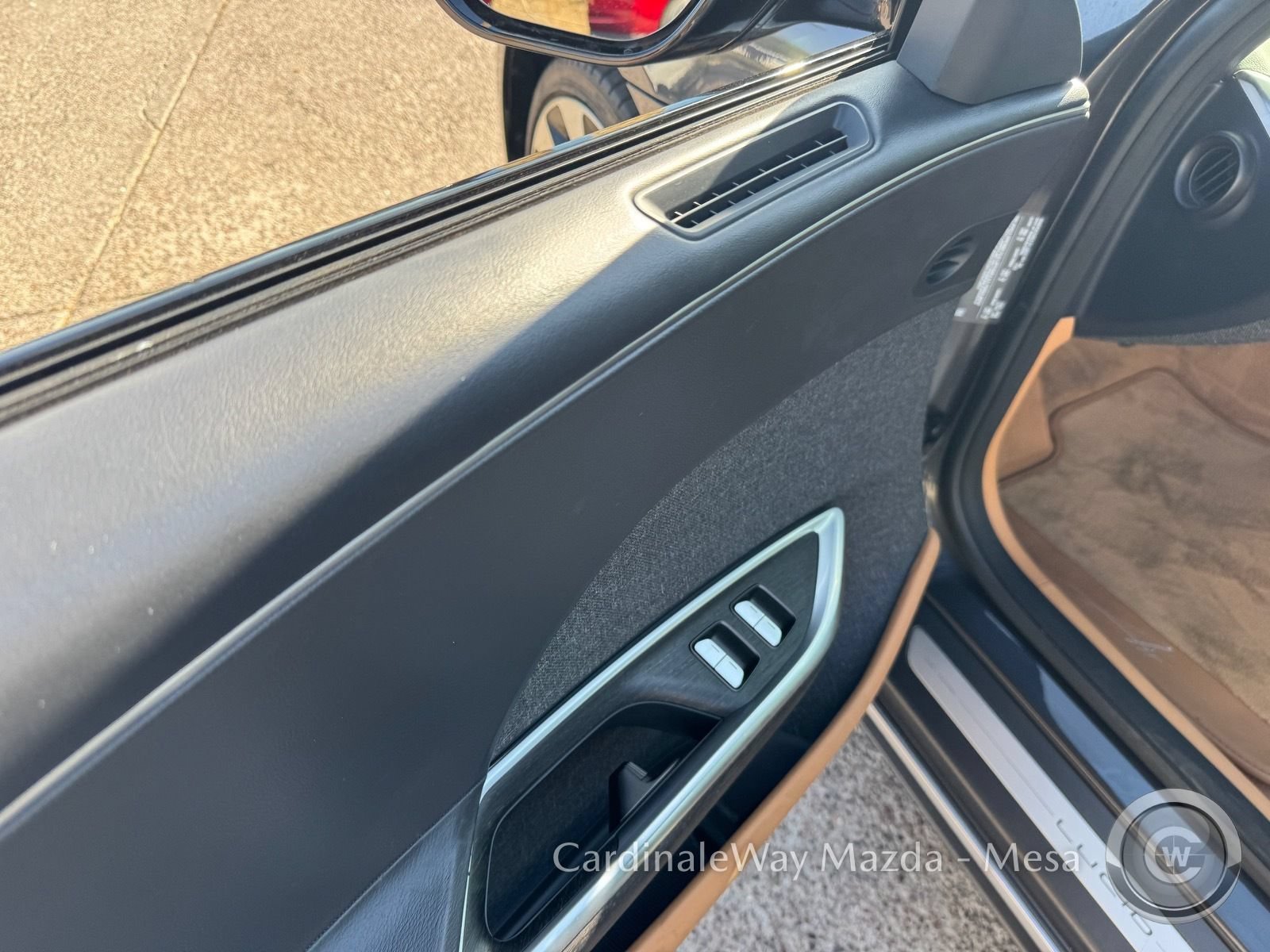 Used 2024 Lucid Air Touring AWD/4WD image 13