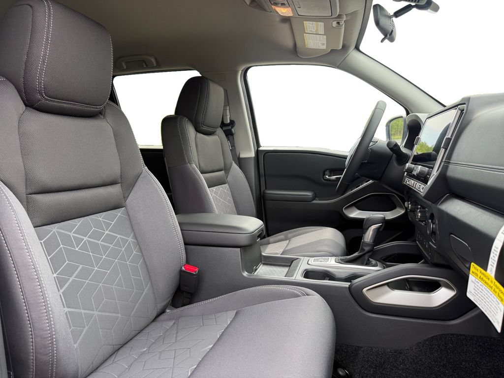 New 2026 Nissan Frontier SV w/ All-Weather Content Package AWD/4WD image 15