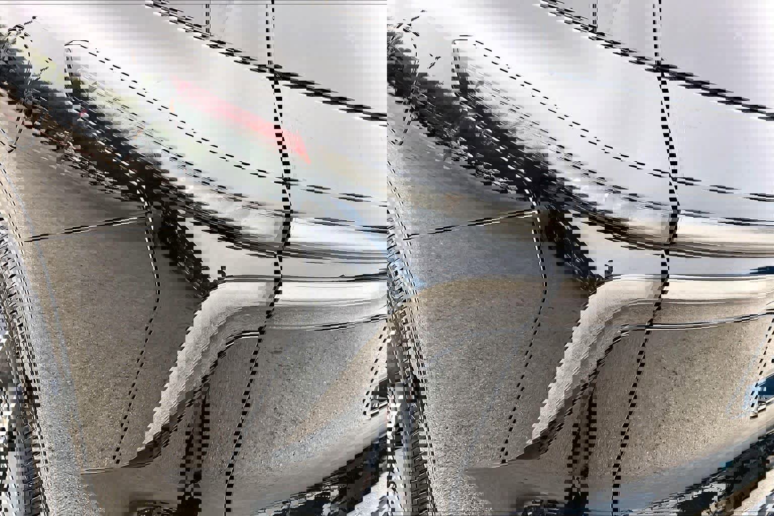 Used 2025 Chevrolet Traverse High Country image 29