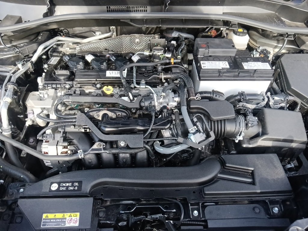 Used 2024 Toyota Corolla Cross LE w/ Moonroof Package image 33