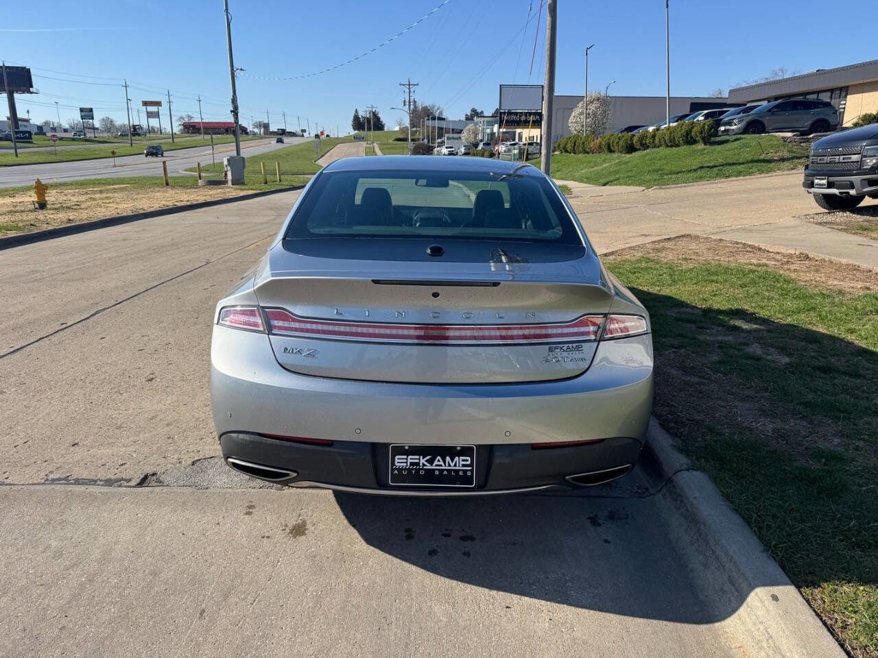 Used 2020 Lincoln MKZ AWD w/ Convenience Package image 4