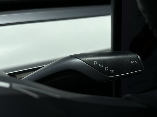 Used 2021 Tesla Model Y 2WD image 27