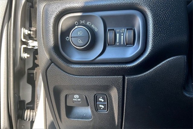 Used 2019 RAM 1500 Big Horn image 16