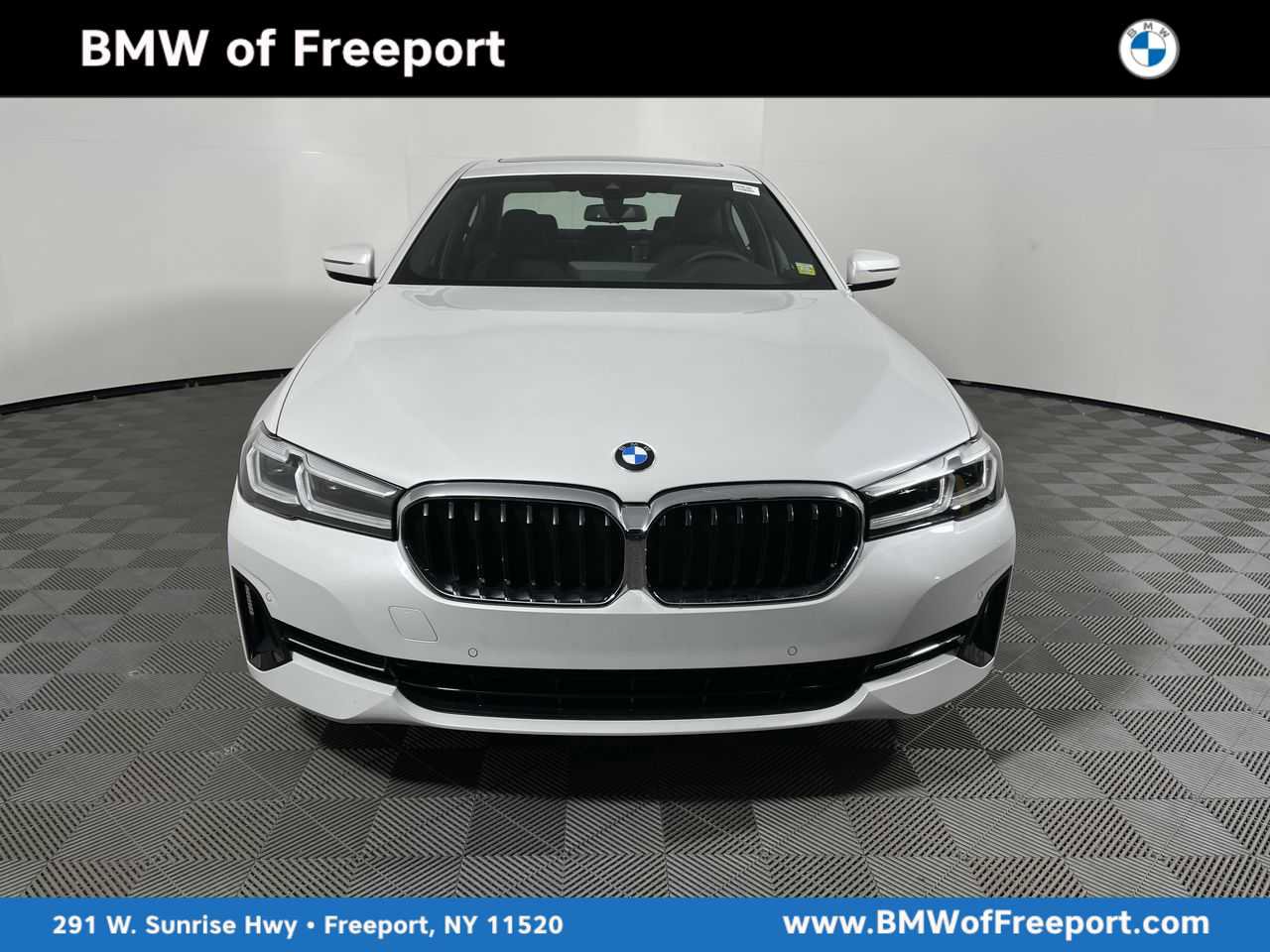Certified 2023 BMW 530i xDrive w/ Convenience Package image 1
