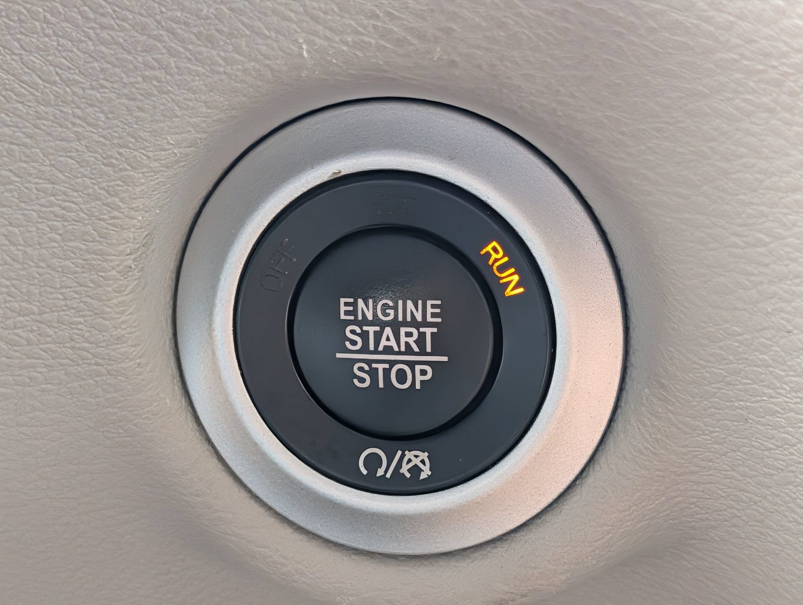 Used 2023 Chrysler Voyager LX FWD image 29