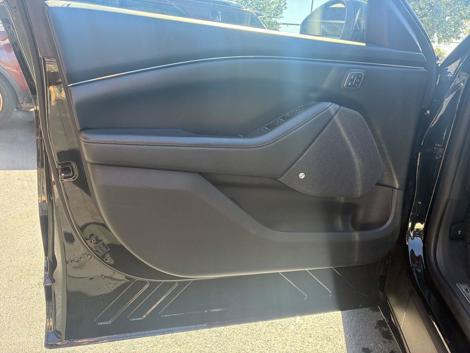 Used 2021 Ford Mustang Mach-E Premium RWD image 18
