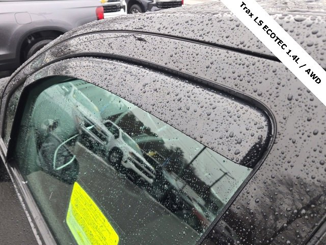 Used 2020 Chevrolet Trax LS w/ Tint and Cruise Package image 14