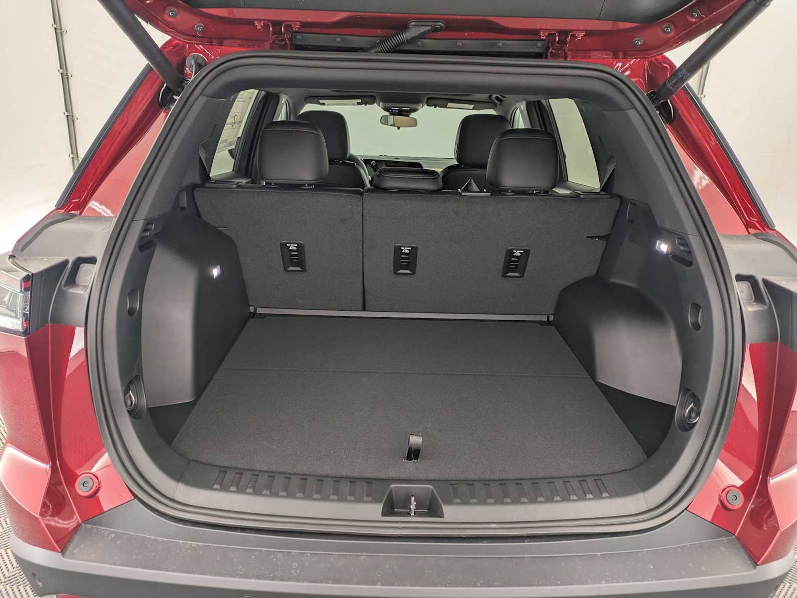 New 2026 Chevrolet Equinox ACTIV AWD/4WD image 33