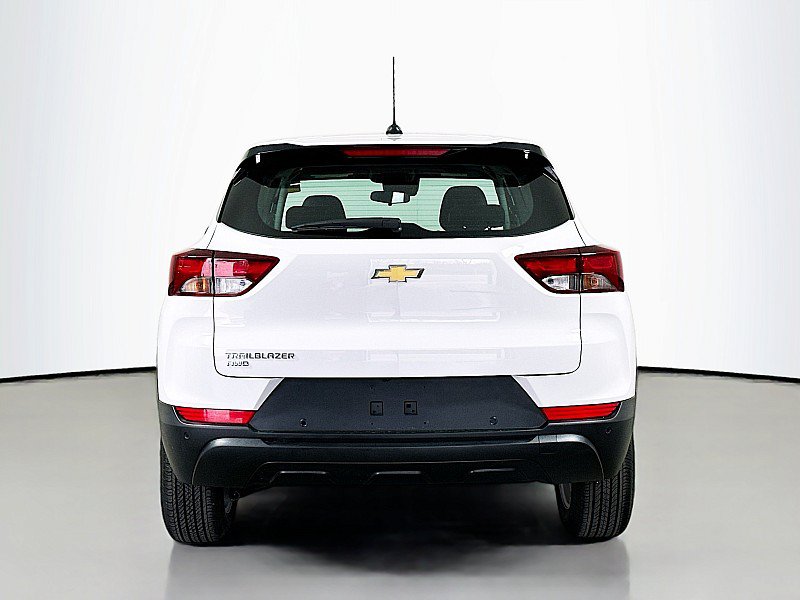 Used 2022 Chevrolet TrailBlazer LS AWD/4WD image 6