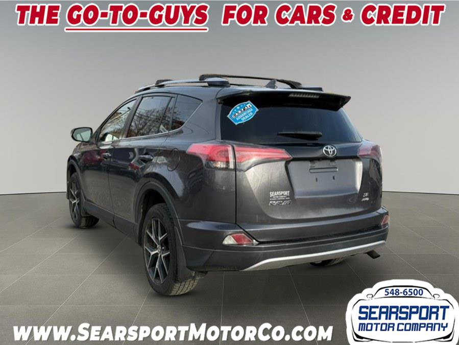 Used 2016 Toyota RAV4 SE image 6