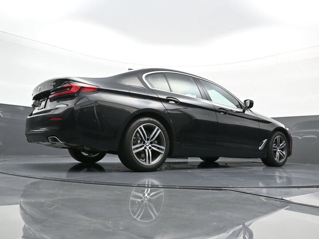Used 2022 BMW 530i xDrive w/ Convenience Package image 27