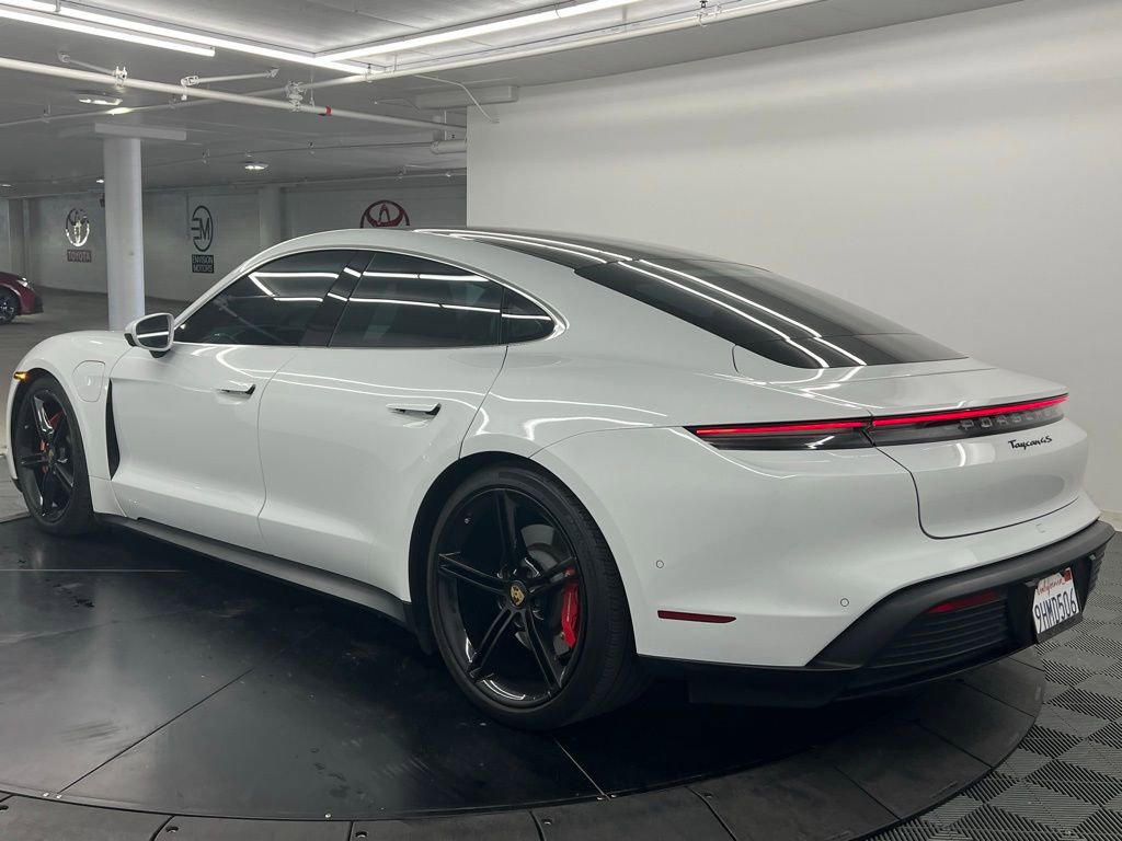 Used 2020 Porsche Taycan 4S image 3