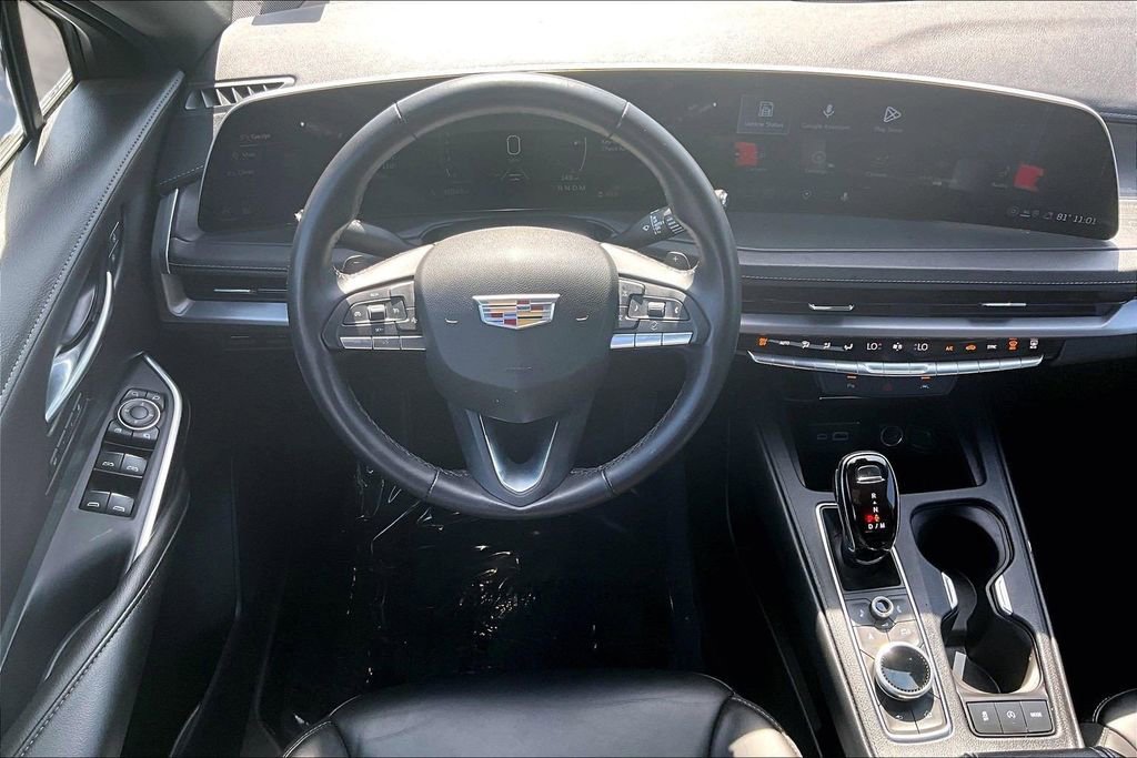 Certified 2025 Cadillac XT4 Premium Luxury image 8