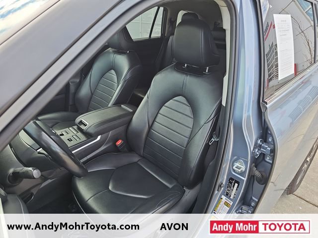 Used 2022 Toyota Highlander XLE image 9