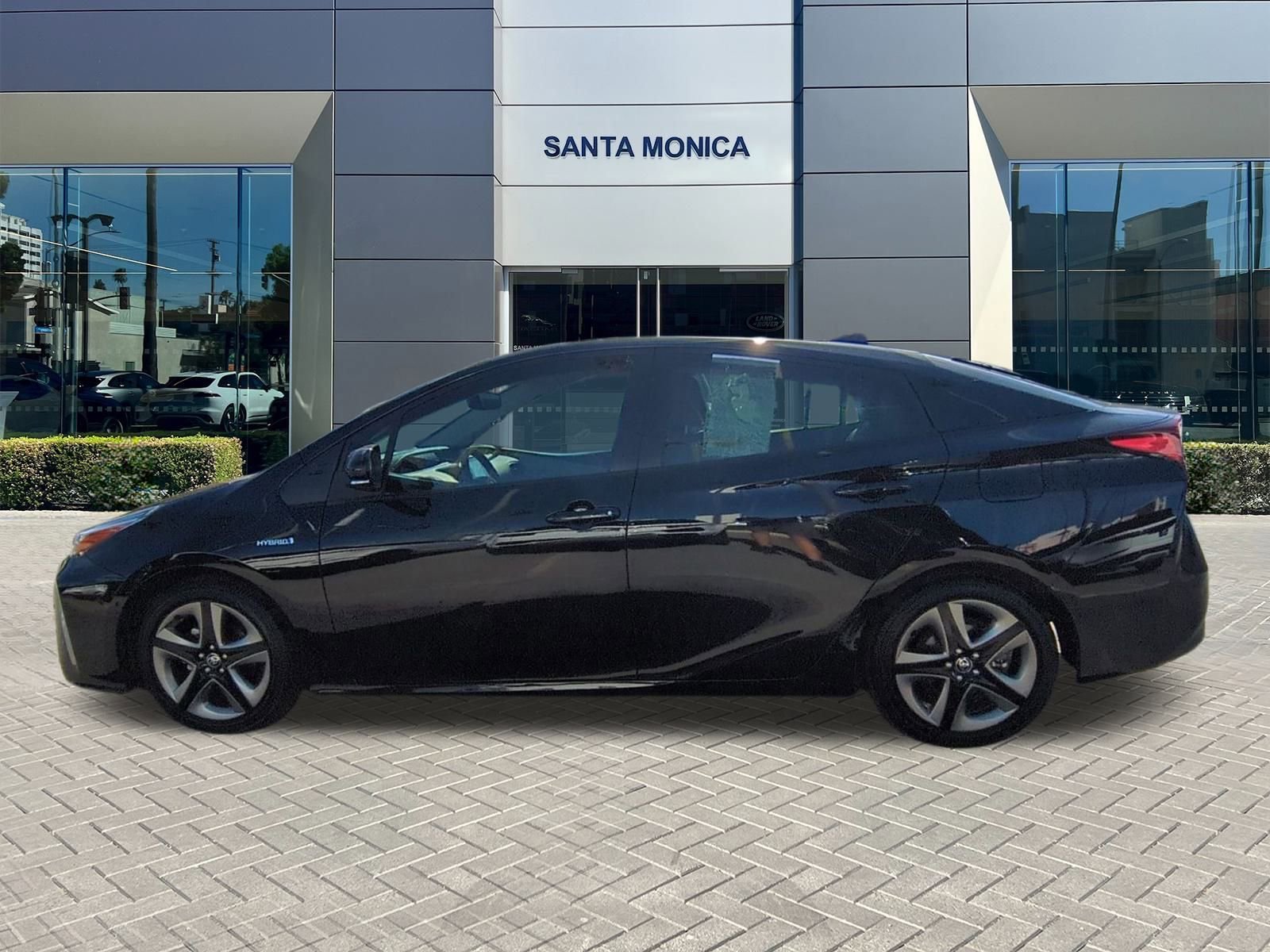 Used 2022 Toyota Prius Limited image 2